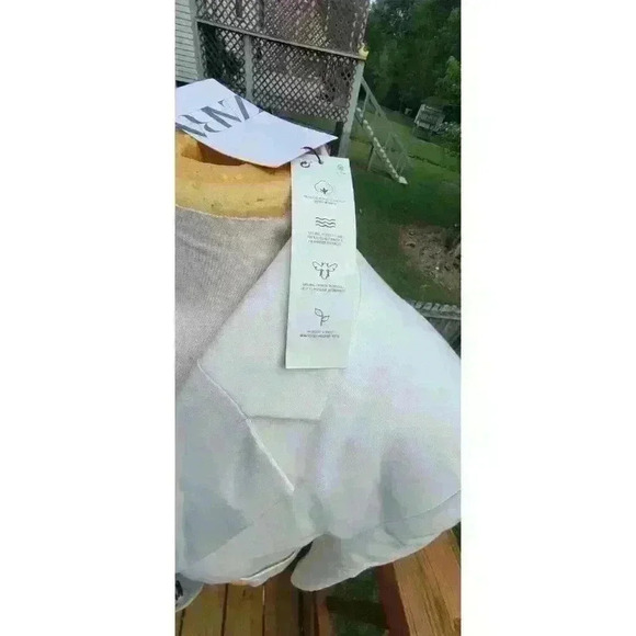 Zara Womens Oyster White Tailored Two Button Blazer Jacket XS Patch Pocket Gold - Picture 5 of 14